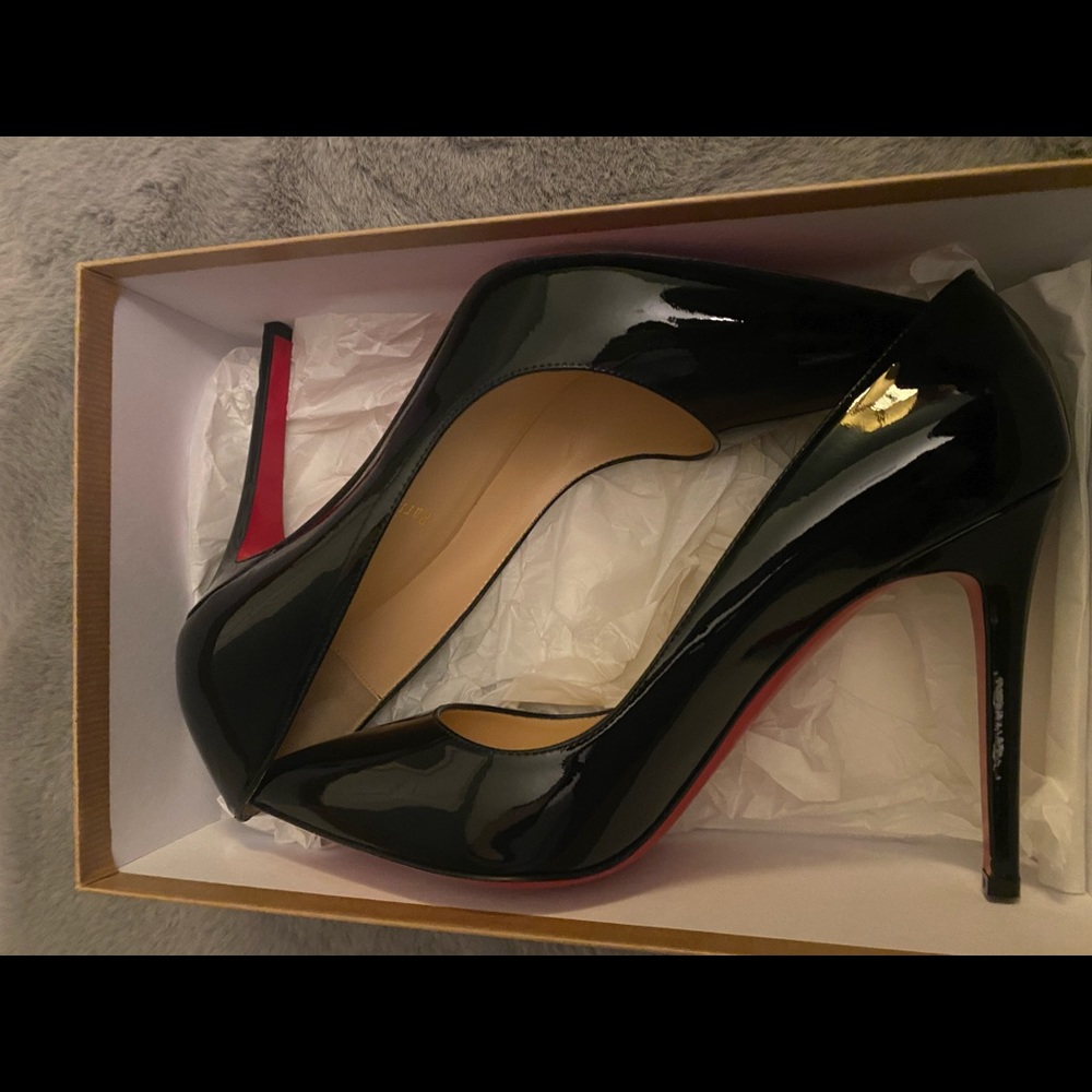 Christian Louboutin Pigalle 100 patent